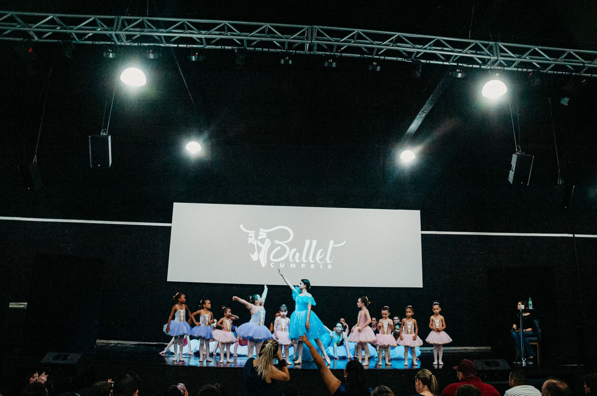 Foto Ballet Ministério Cumprir Foto Ballet Ministério Cumprir - Imagem 75