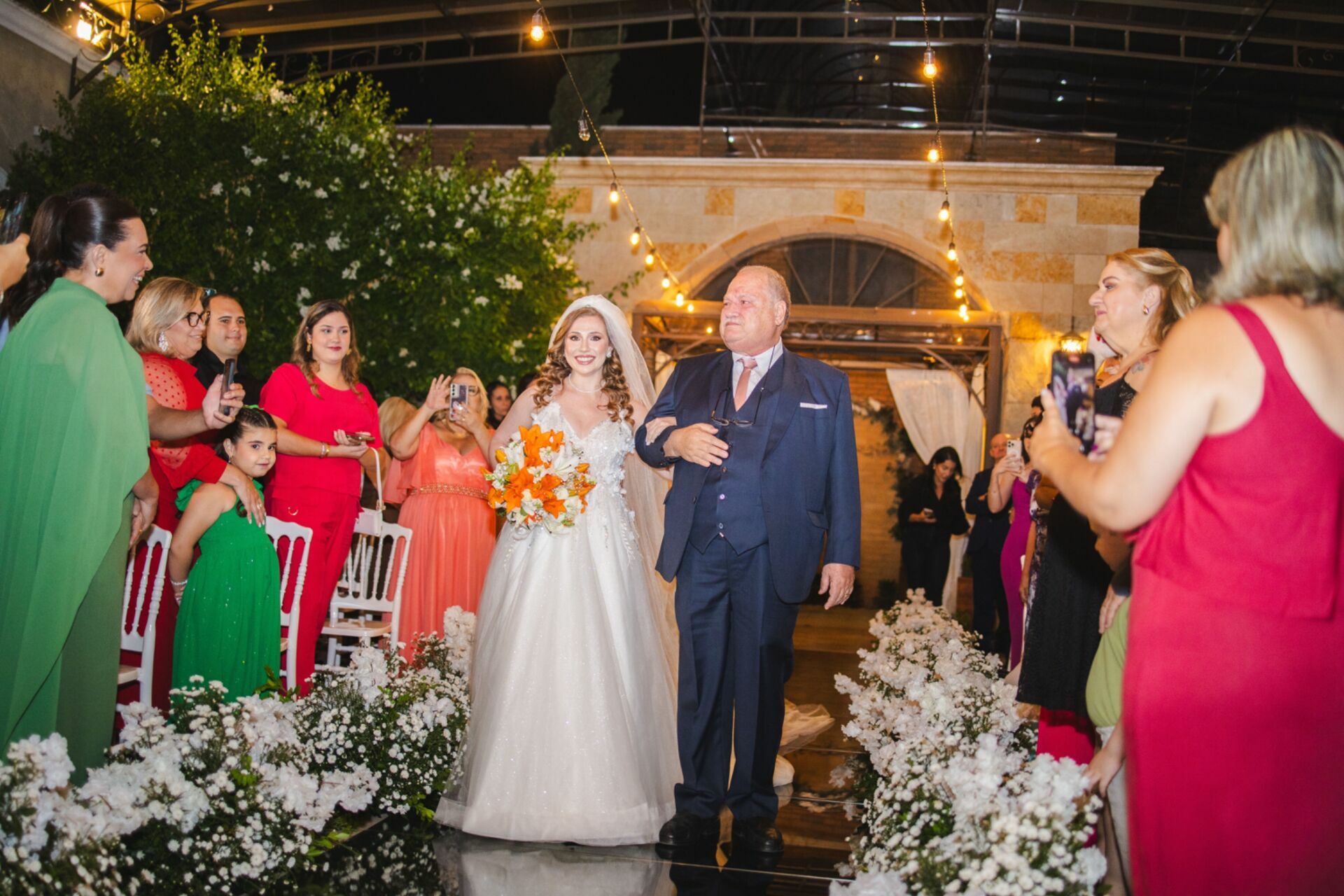 Foto Casamento de Lélia & Hugo – Buffet Almeida Pires, São José do Rio Preto Foto Casamento de Lélia & Hugo – Buffet Almeida Pires, São José do Rio Preto - Imagem 37
