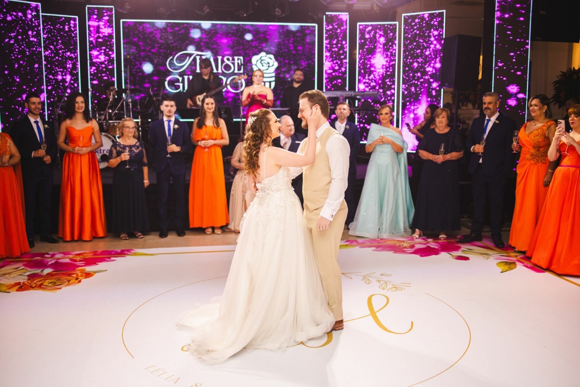 Foto Casamento de Lélia & Hugo – Buffet Almeida Pires, São José do Rio Preto Foto Casamento de Lélia & Hugo – Buffet Almeida Pires, São José do Rio Preto - Imagem 112