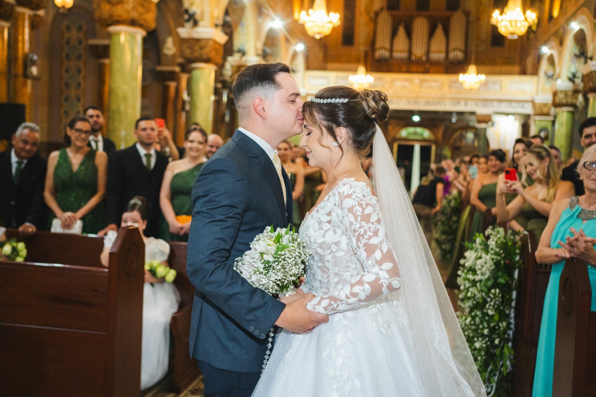 Foto Casamento de Lorraine & Eduardo – Basílica Menor de Nossa Senhora da Conceição Aparecida, São José do Rio Preto Foto Casamento de Lorraine & Eduardo – Basílica Menor de Nossa Senhora da Conceição Aparecida, São José do Rio Preto - Imagem 39
