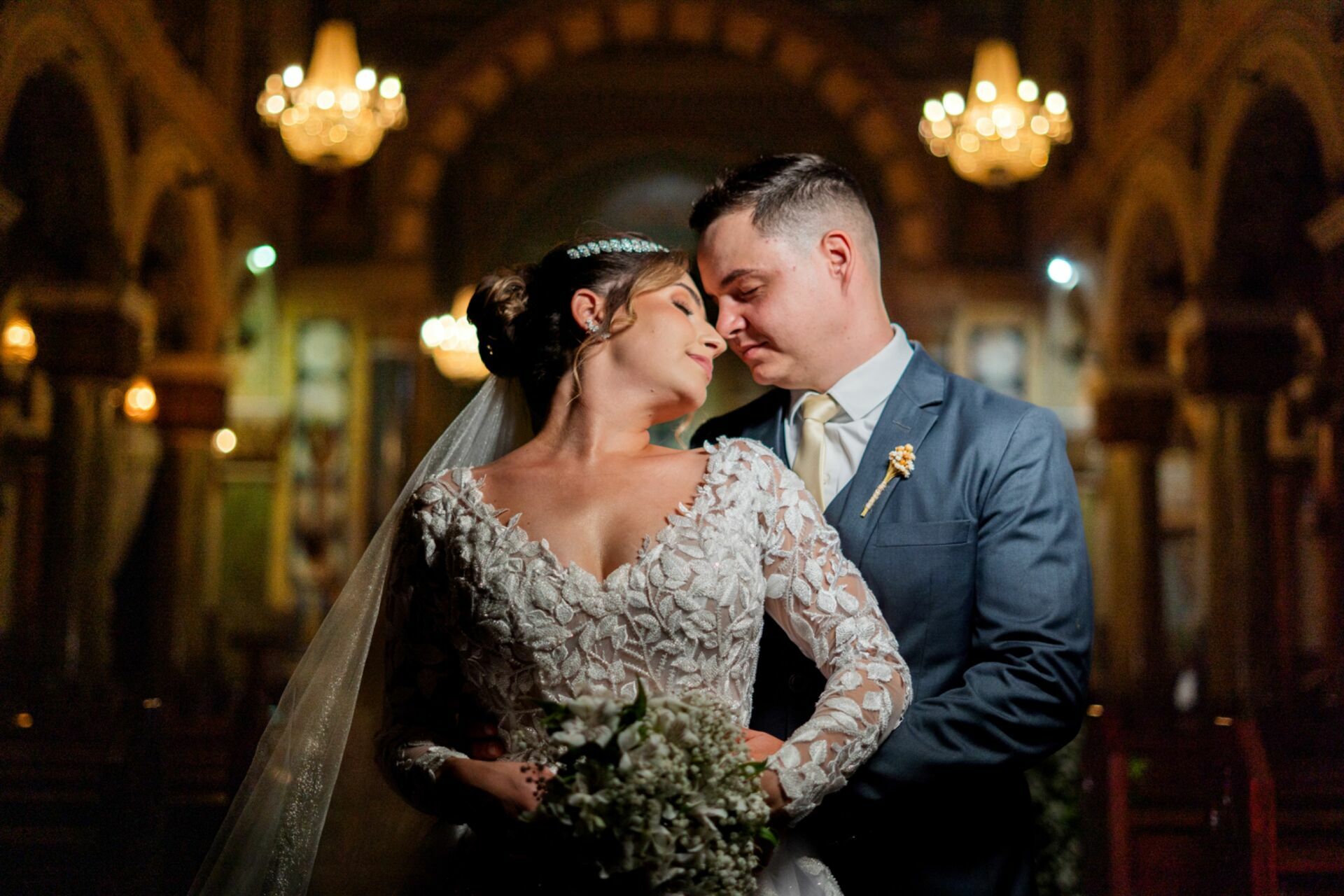 Foto Casamento de Lorraine & Eduardo – Basílica Menor de Nossa Senhora da Conceição Aparecida, São José do Rio Preto Foto Casamento de Lorraine & Eduardo – Basílica Menor de Nossa Senhora da Conceição Aparecida, São José do Rio Preto - Imagem 56