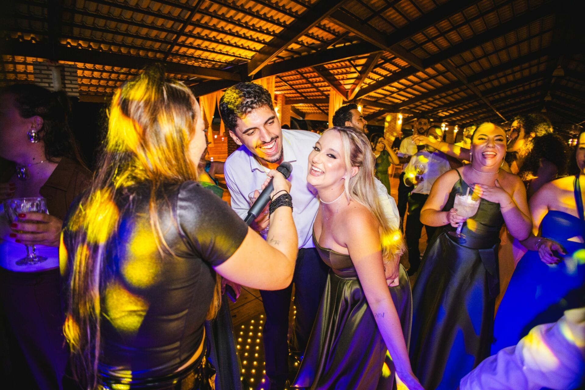 Foto Casamento de Lorraine & Eduardo – Basílica Menor de Nossa Senhora da Conceição Aparecida, São José do Rio Preto Foto Casamento de Lorraine & Eduardo – Basílica Menor de Nossa Senhora da Conceição Aparecida, São José do Rio Preto - Imagem 97