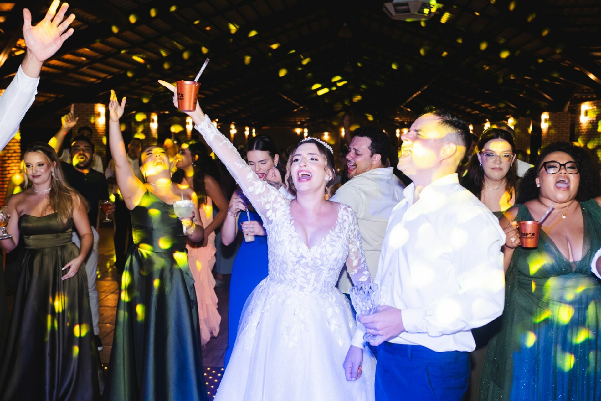 Foto Casamento de Lorraine & Eduardo – Basílica Menor de Nossa Senhora da Conceição Aparecida, São José do Rio Preto Foto Casamento de Lorraine & Eduardo – Basílica Menor de Nossa Senhora da Conceição Aparecida, São José do Rio Preto - Imagem 90