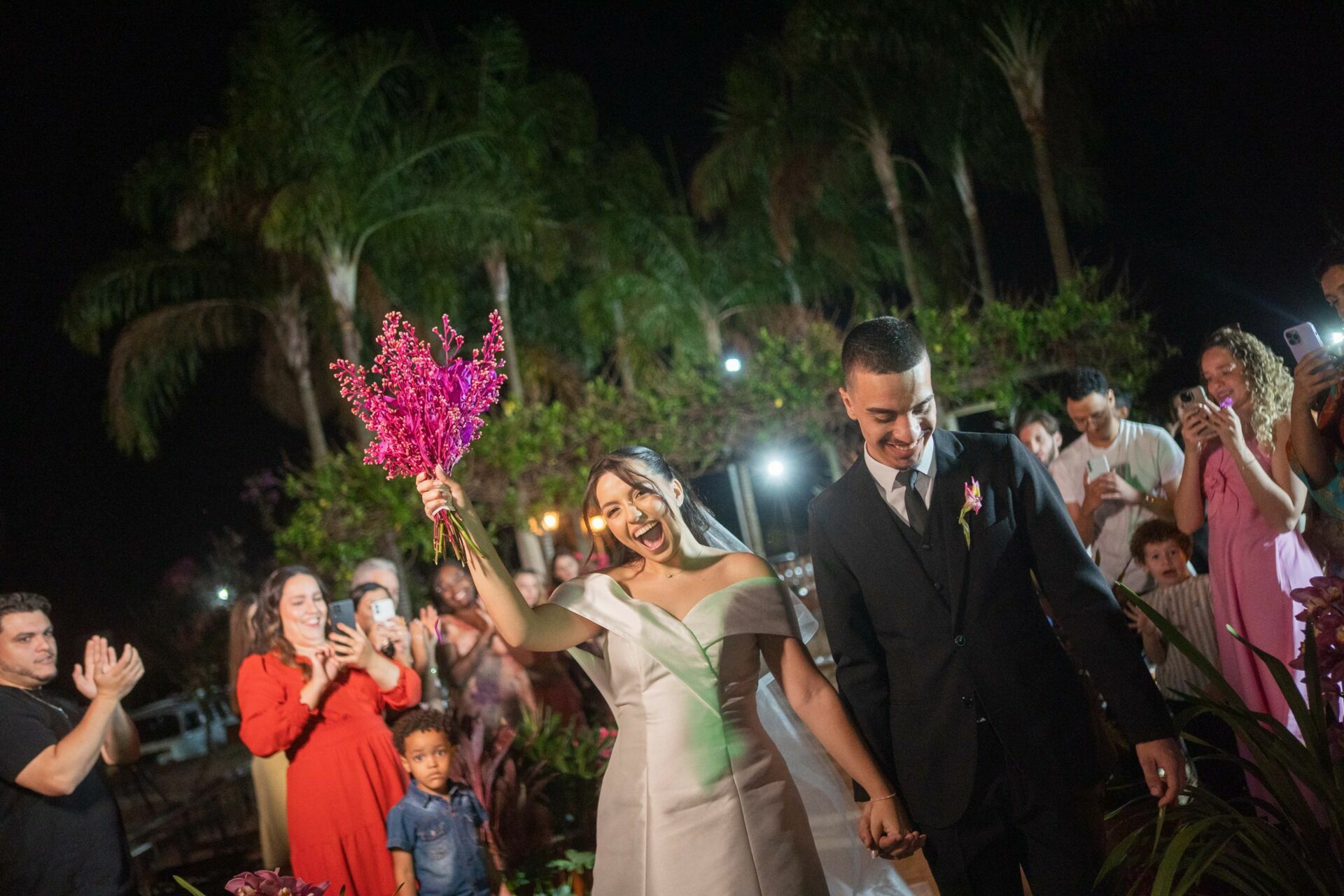 Foto Casamento Júlia & Vinícius – Chácara Santa Felicidade – Vestido do Ateliê Villa Park Foto Casamento Júlia & Vinícius – Chácara Santa Felicidade – Vestido do Ateliê Villa Park - Imagem 15